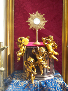 6 JUNIO 2010, FESTIVIDAD CORPUS Y MONTAJE DE ALTAR